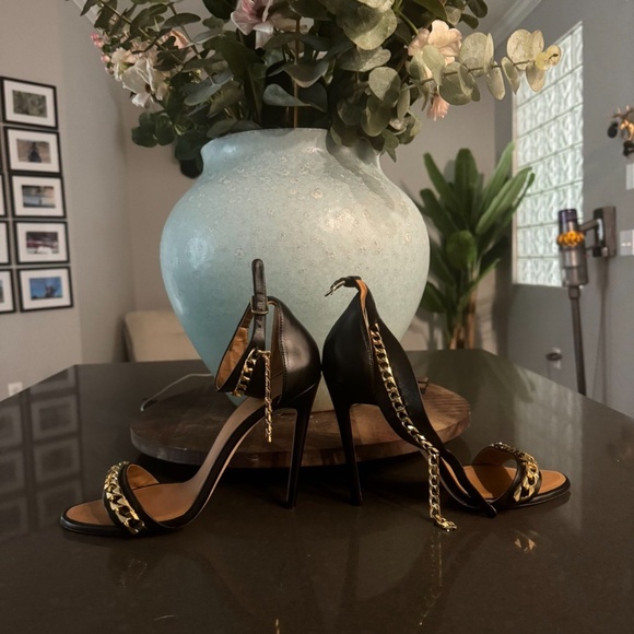 Victoria Bekham Sandals 10US/40it - Picture 1 of 8